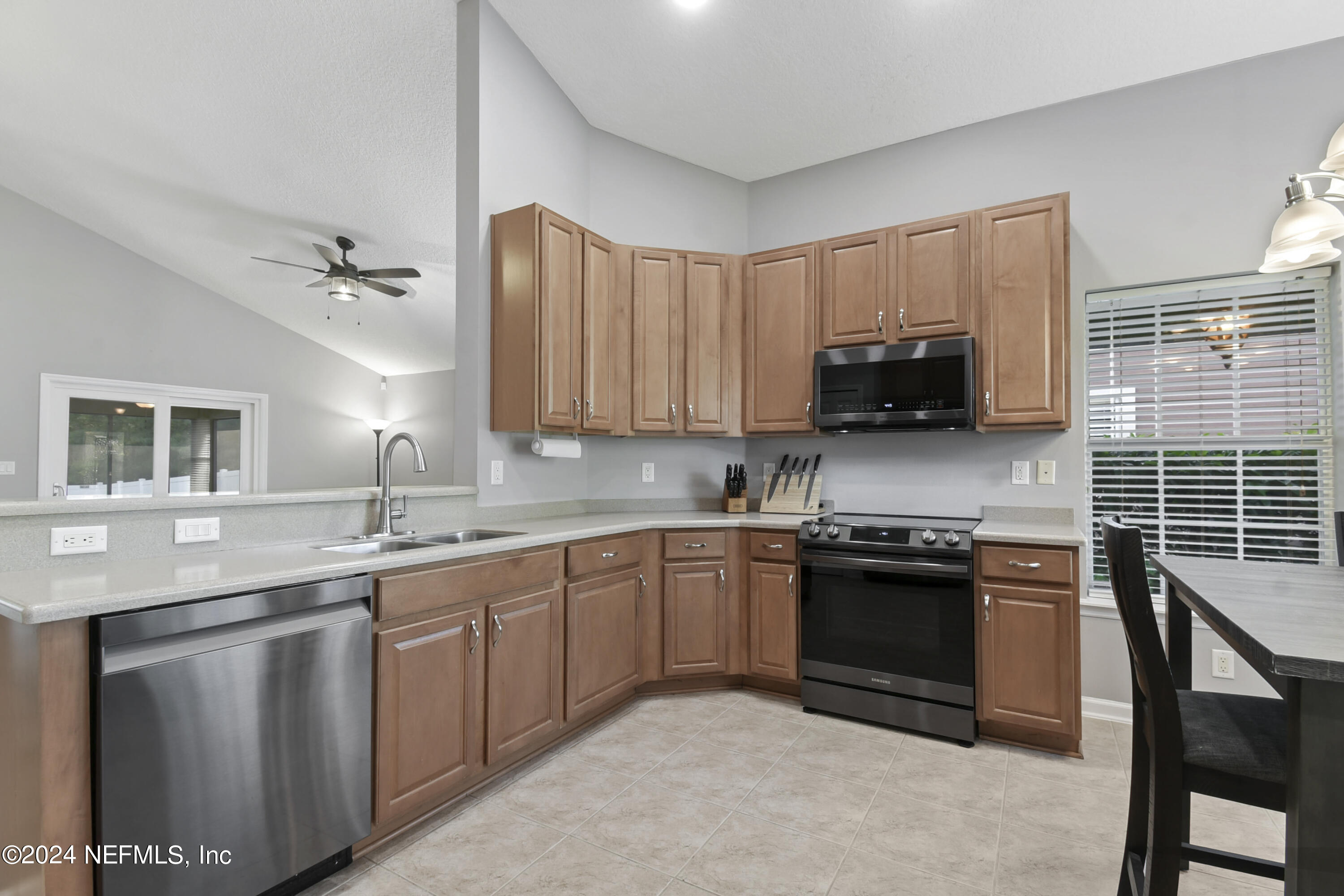 1165 Carmona Place St. Augustine, FL 32092 - Photo 9 of 42 Kitchen