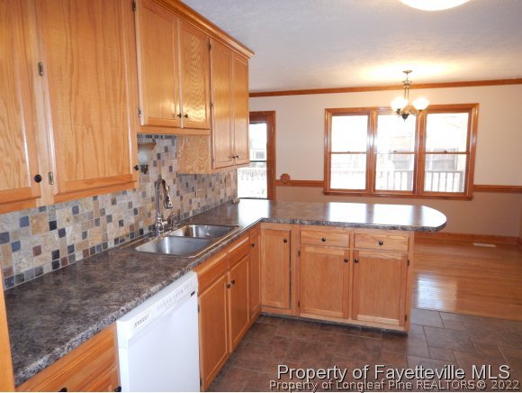 7784 Trappers Road Fayetteville, NC 28311 - Photo 7 of 25 Gallery Image 7