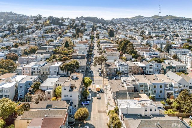 $2,800,000 | 3881 Cesar Chavez, San Francisco, CA 94131