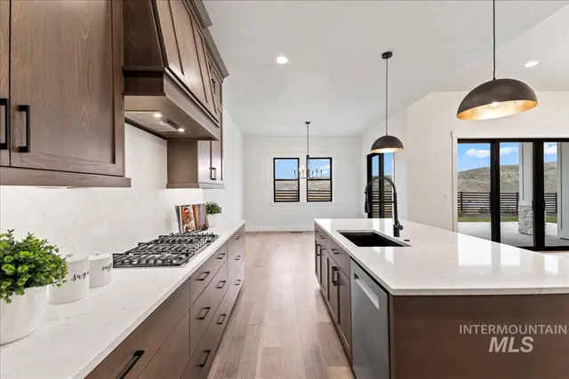 $949,900 | 5667 West Haughburn Drive, Eagle, ID 83616