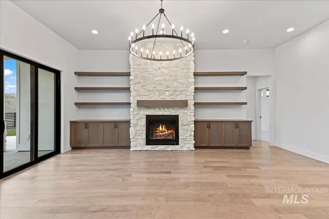 $949,900 | 5667 West Haughburn Drive, Eagle, ID 83616