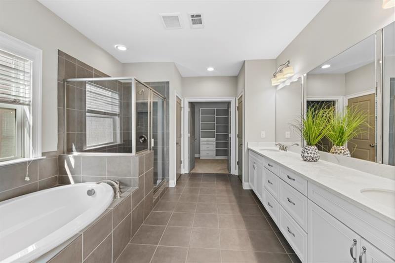 6454 Meridian Way Atlanta, GA 30328 - Photo 39 of 63