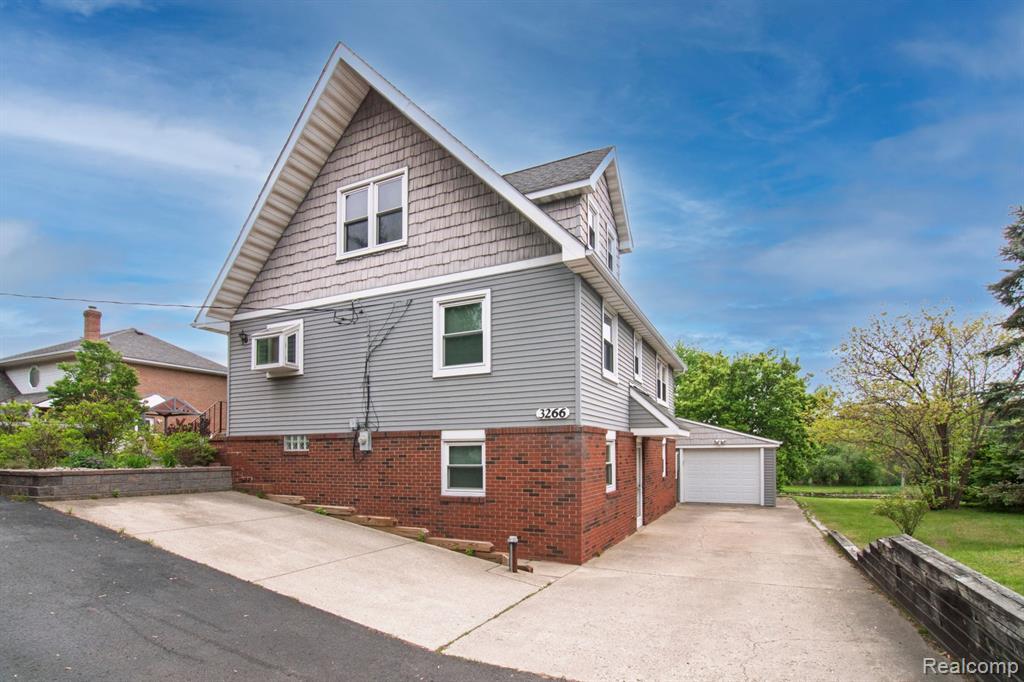 3266 Benstein Road Commerce Township, MI 48382 - Photo 7 of 39 Gallery Image 7