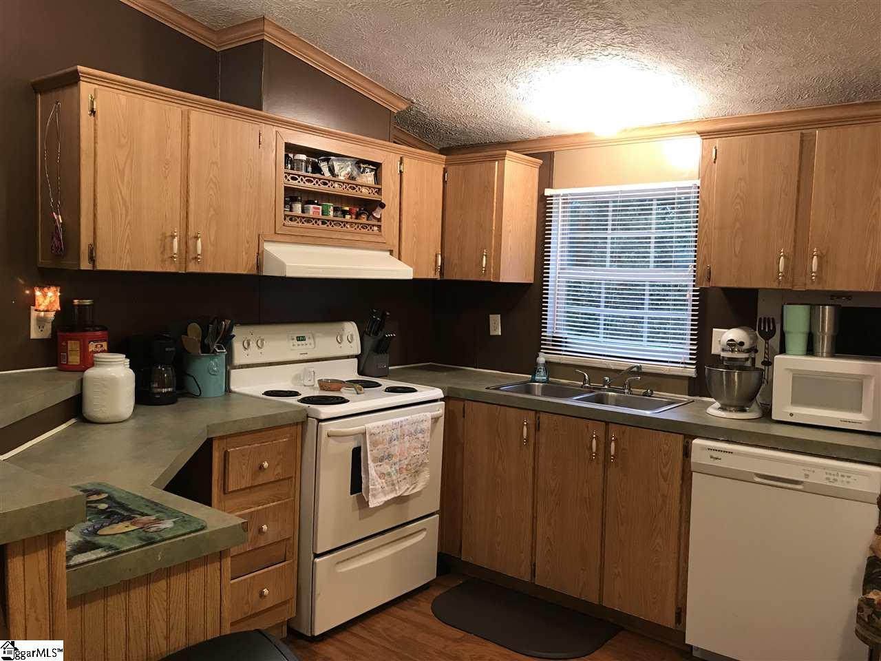 450 Browning Road Enoree, SC 29335 - Photo 5 of 25 Gallery Image 5