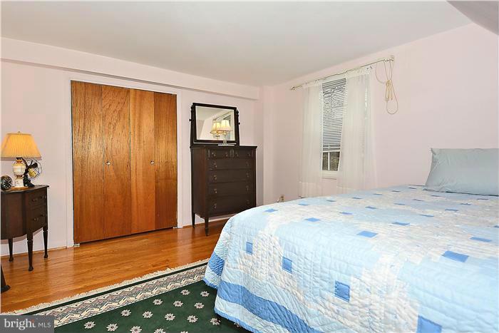 2802 Byron Street Silver Spring, MD 20902 - Photo 18 of 26 Bedroom