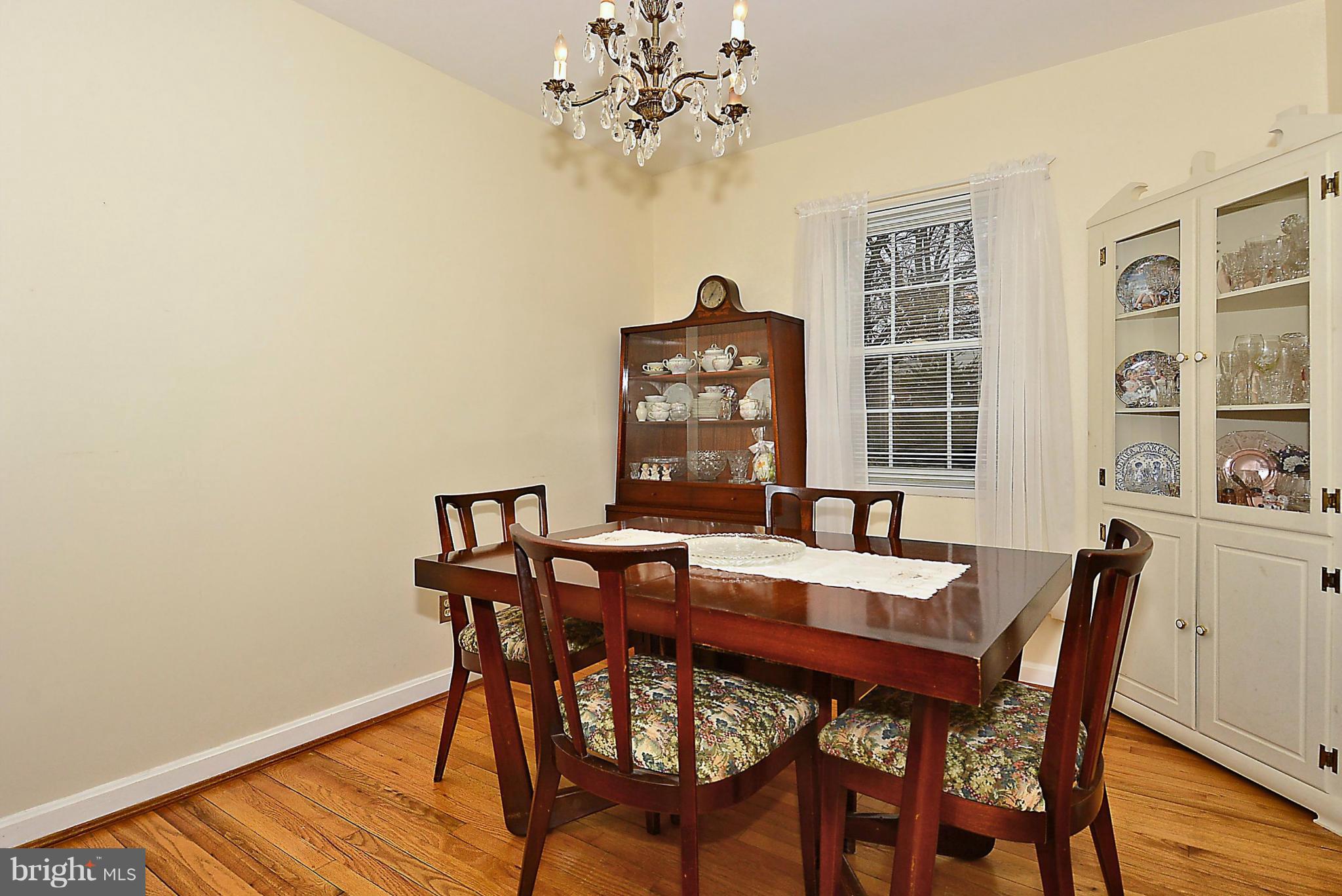 2802 Byron Street Silver Spring, MD 20902 - Photo 8 of 26 Dining Room