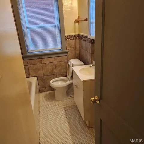 $330,000 | 4755-57 Alaska Avenue, St. Louis, MO 63111