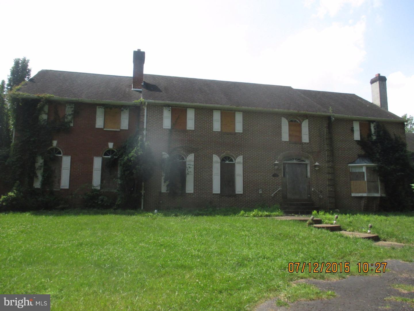 39 Beverly Hills Road Ivyland, PA 18974 - Photo 1 of 7