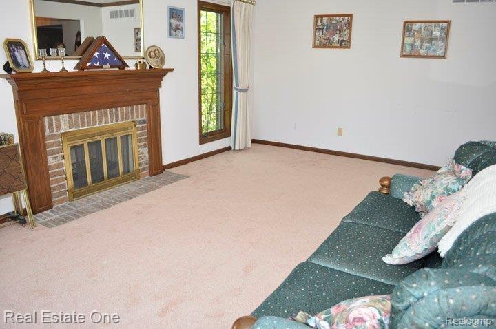 6248 Challis Road Brighton, MI 48116 - Photo 6 of 24 Fireplace