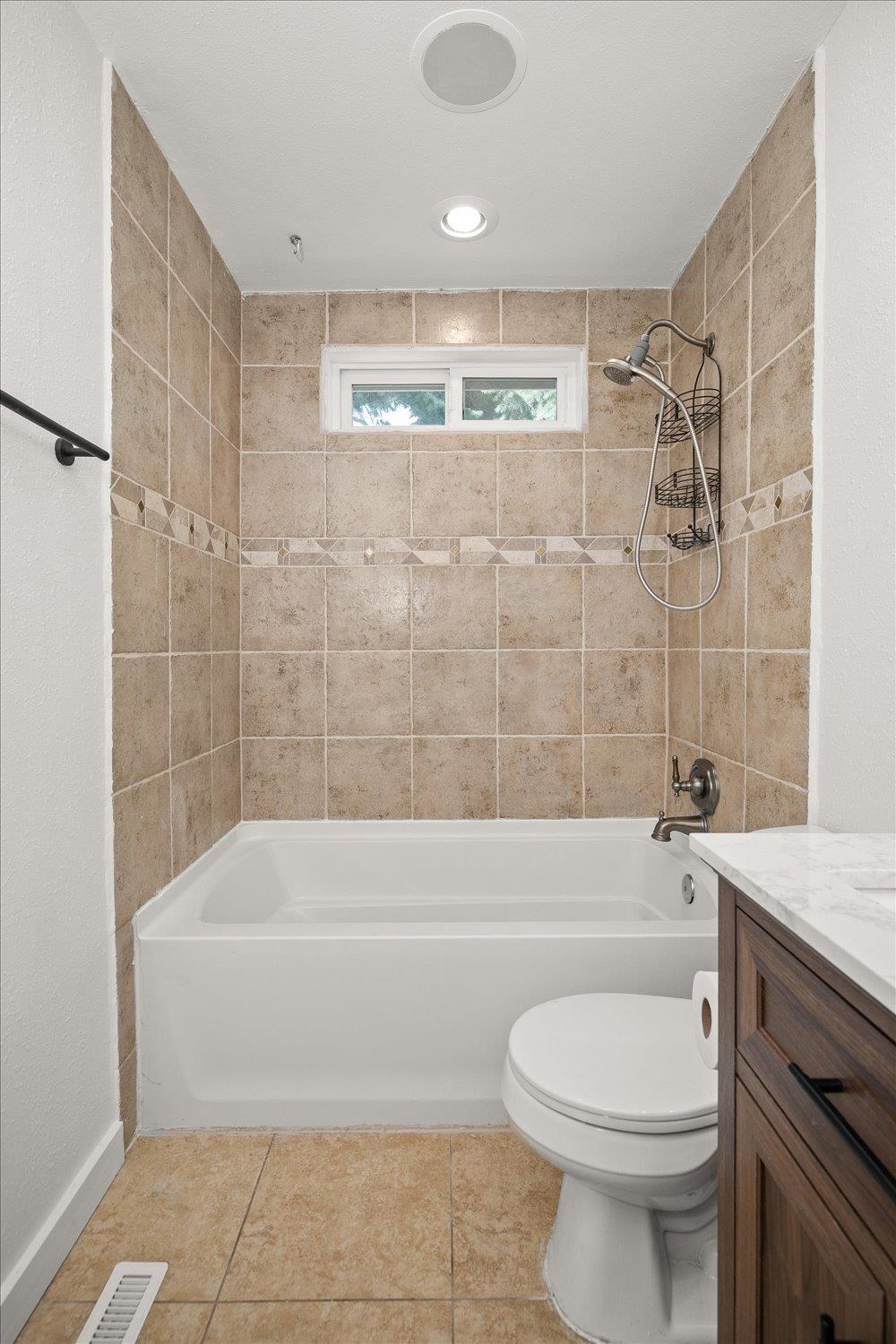 8209 East Indiana Avenue Spokane Valley, WA 99212 - Photo 21 of 48