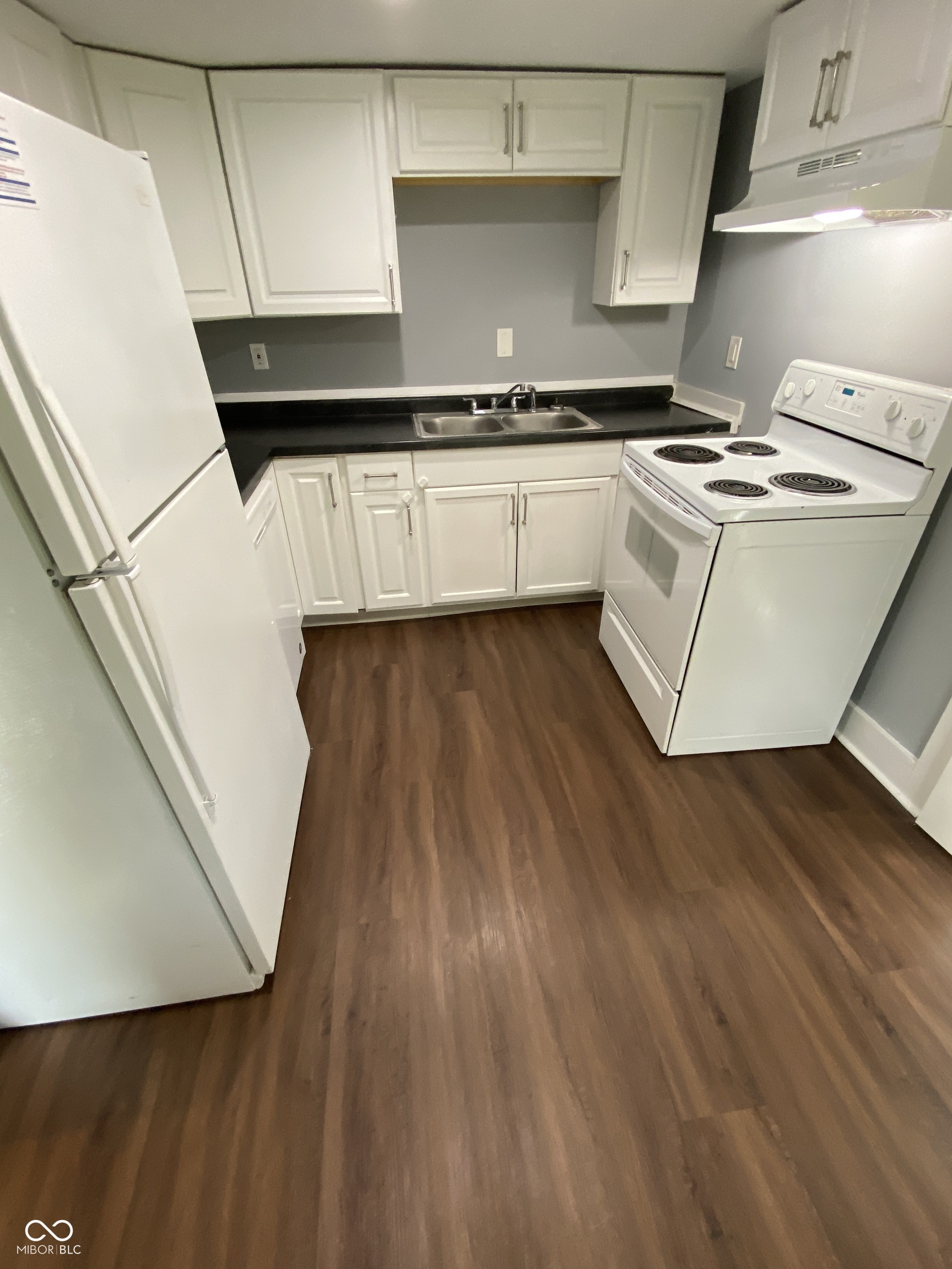 680 South 13th Street Noblesville, IN 46060 - Photo 5 of 9