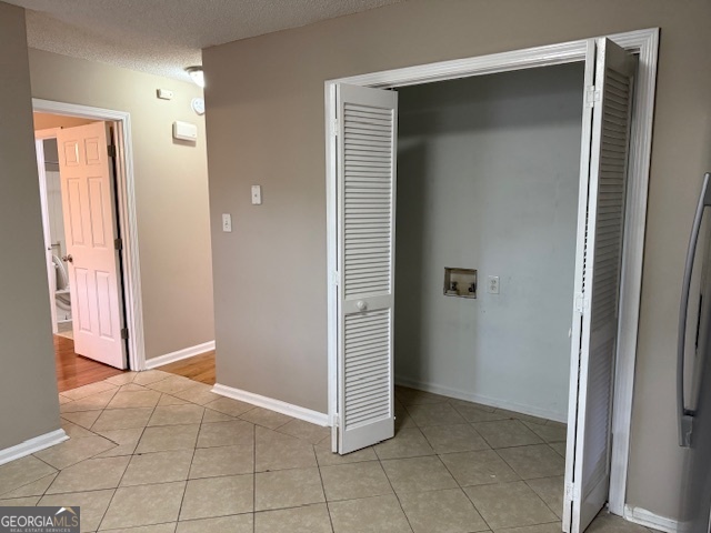 205 Maret Street Hartwell, GA 30643 - Photo 29 of 38 an empty room with windows and closet