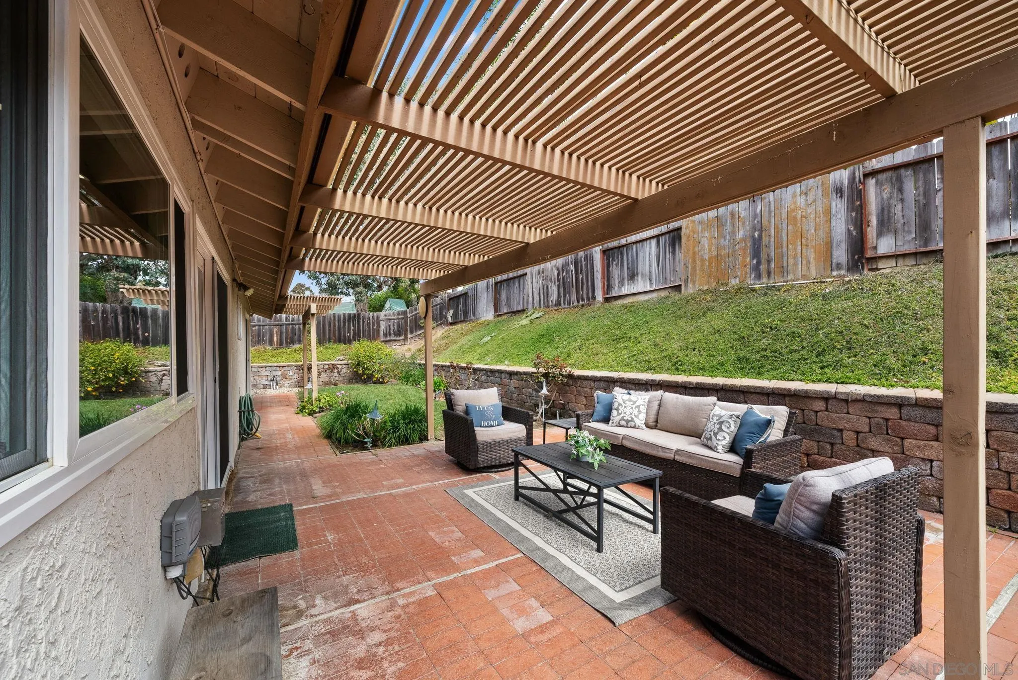111 Little Oaks Road Encinitas, CA 92024 - Photo 16 of 25 a balcony with furniture