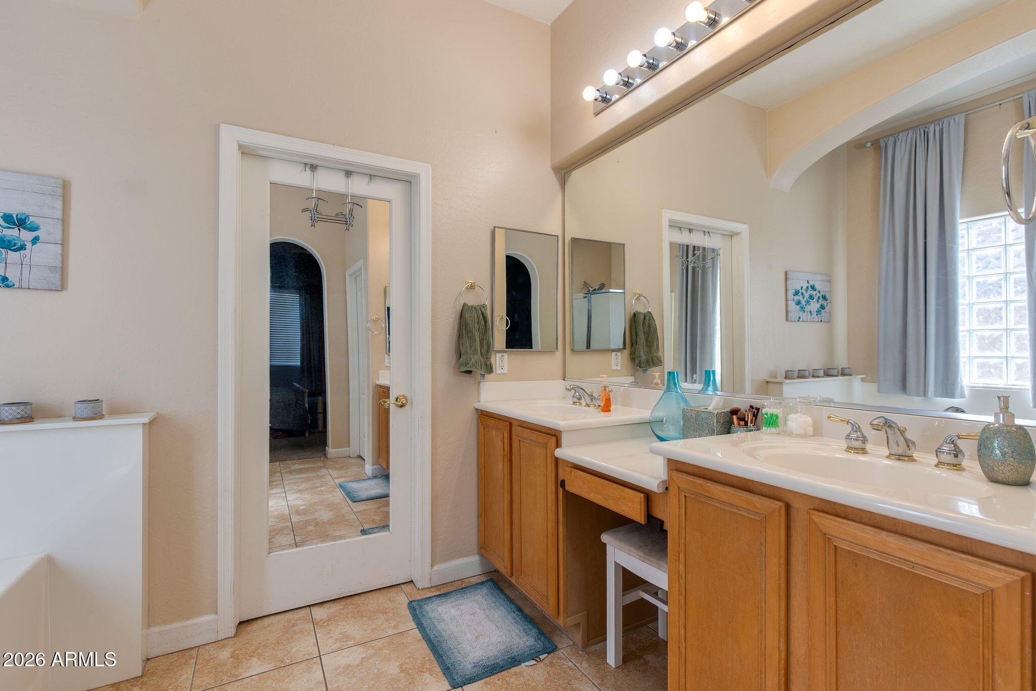 3002 West Sentinel Rock Road Phoenix, AZ 85086 - Photo 15 of 37 26-Sentinel Rock