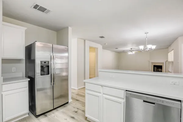 $430,000 | 2121 Desco Drive, Austin, TX 78748