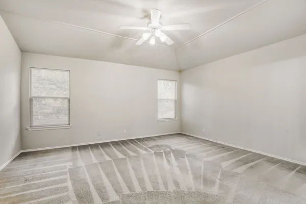 $430,000 | 2121 Desco Drive, Austin, TX 78748