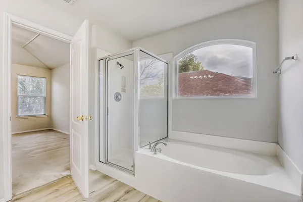 $430,000 | 2121 Desco Drive, Austin, TX 78748