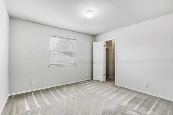 $430,000 | 2121 Desco Drive, Austin, TX 78748