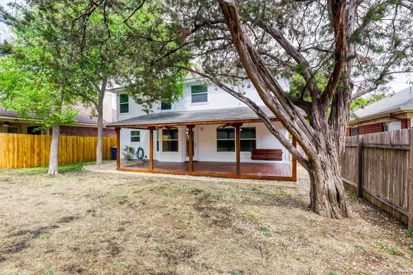 $430,000 | 2121 Desco Drive, Austin, TX 78748