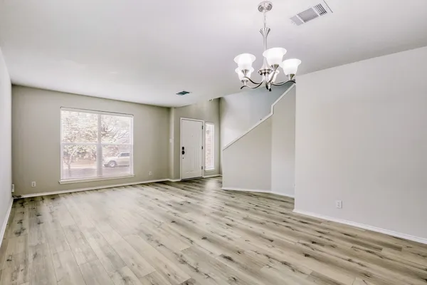 $430,000 | 2121 Desco Drive, Austin, TX 78748