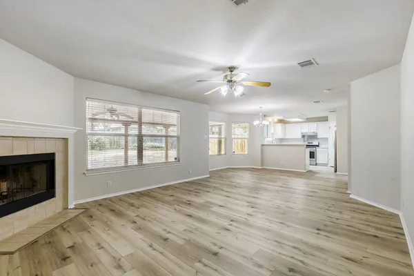 $430,000 | 2121 Desco Drive, Austin, TX 78748