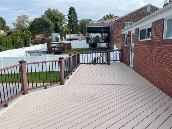 $2,100 | 536 Portia Drive, Pittsburgh, PA 15236