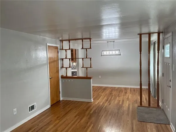 $2,100 | 536 Portia Drive, Pittsburgh, PA 15236