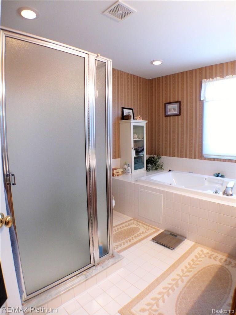 2857 Santia Road Troy, MI 48085 - Photo 29 of 43 2017-04-18 12.49