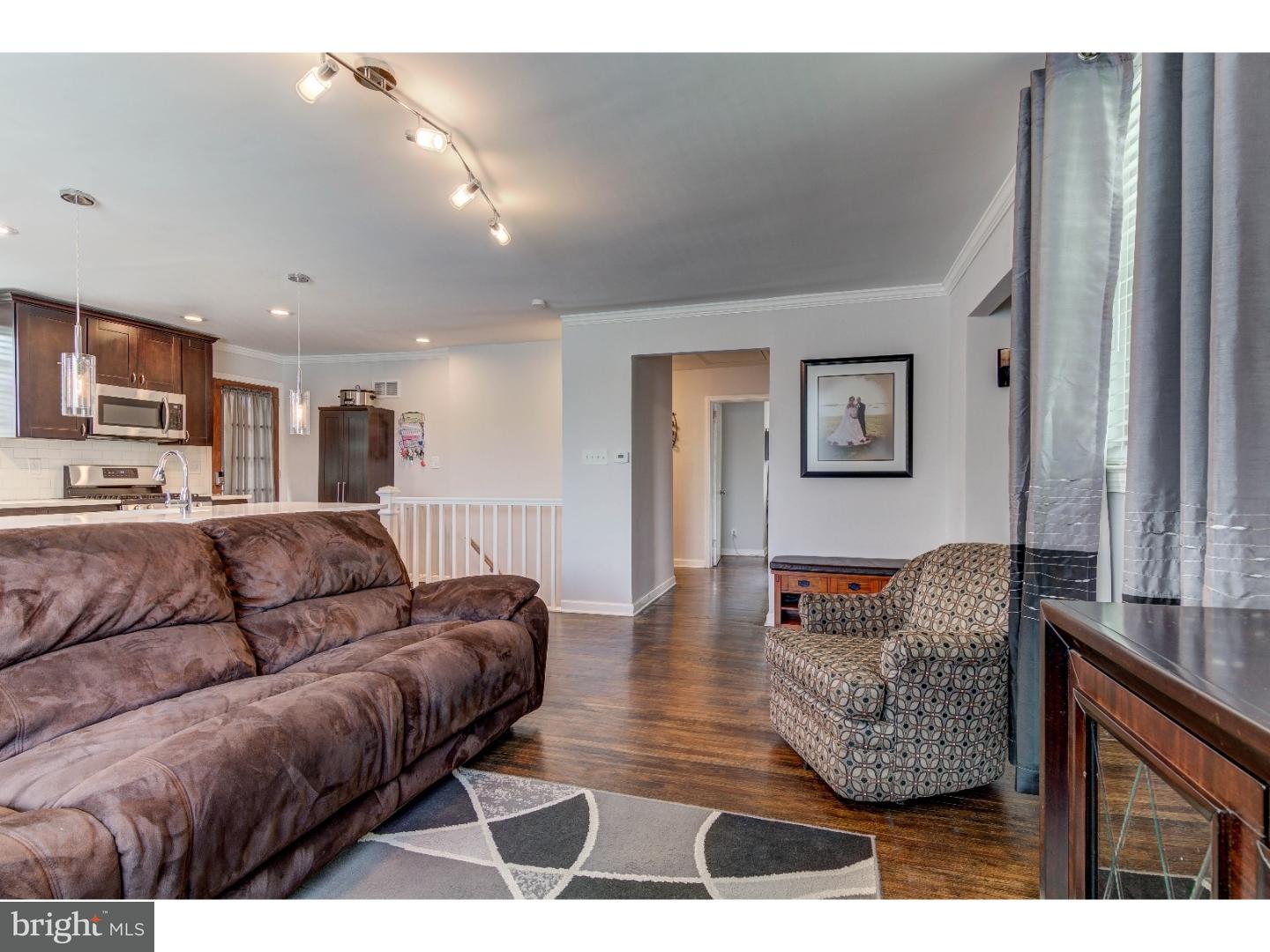 901 Church Road Springfield, PA 19064 - Photo 9 of 25 Family Room