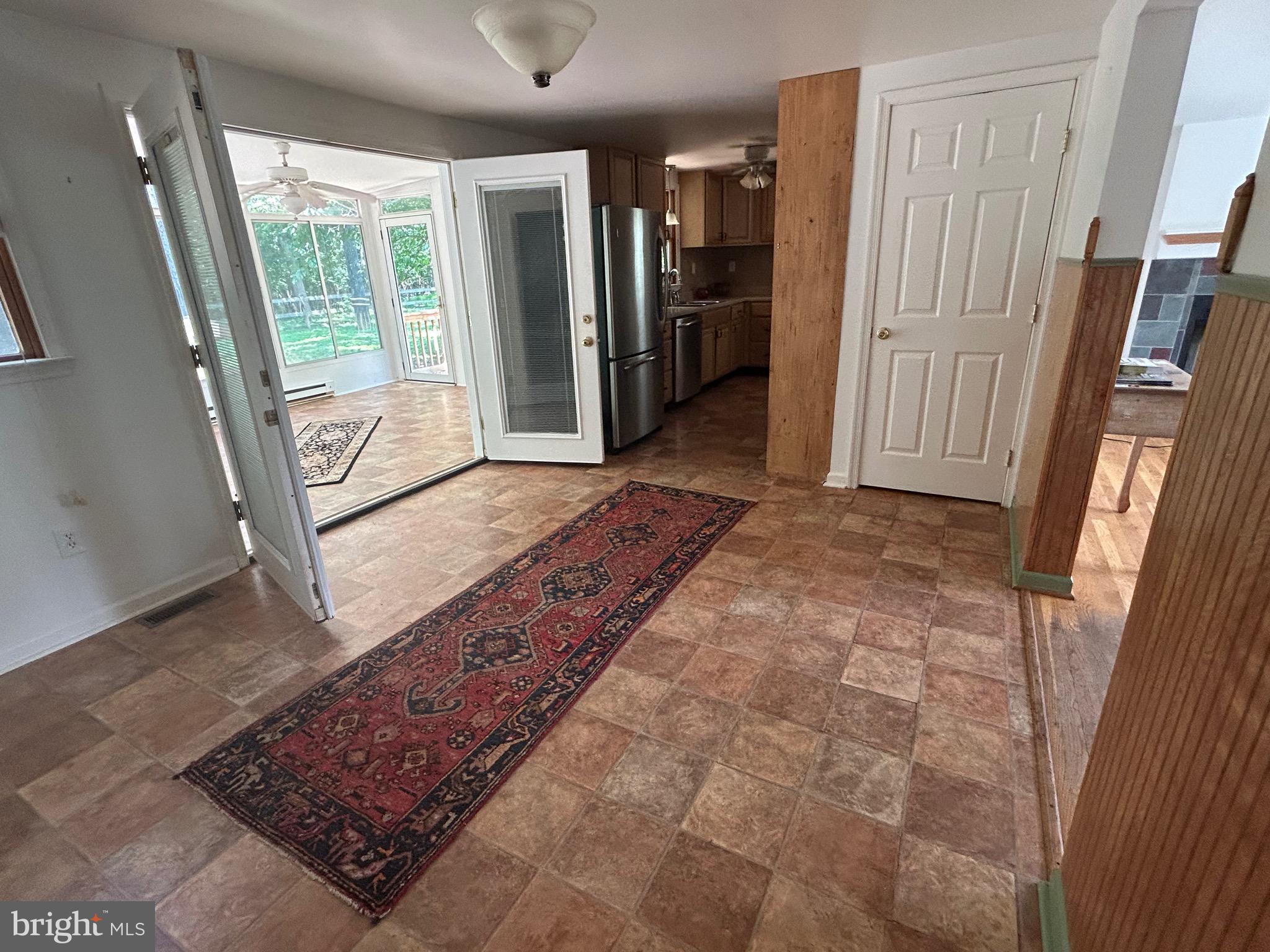 513 Russell Road Berryville, VA 22611 - Photo 17 of 53 Gallery Image 17
