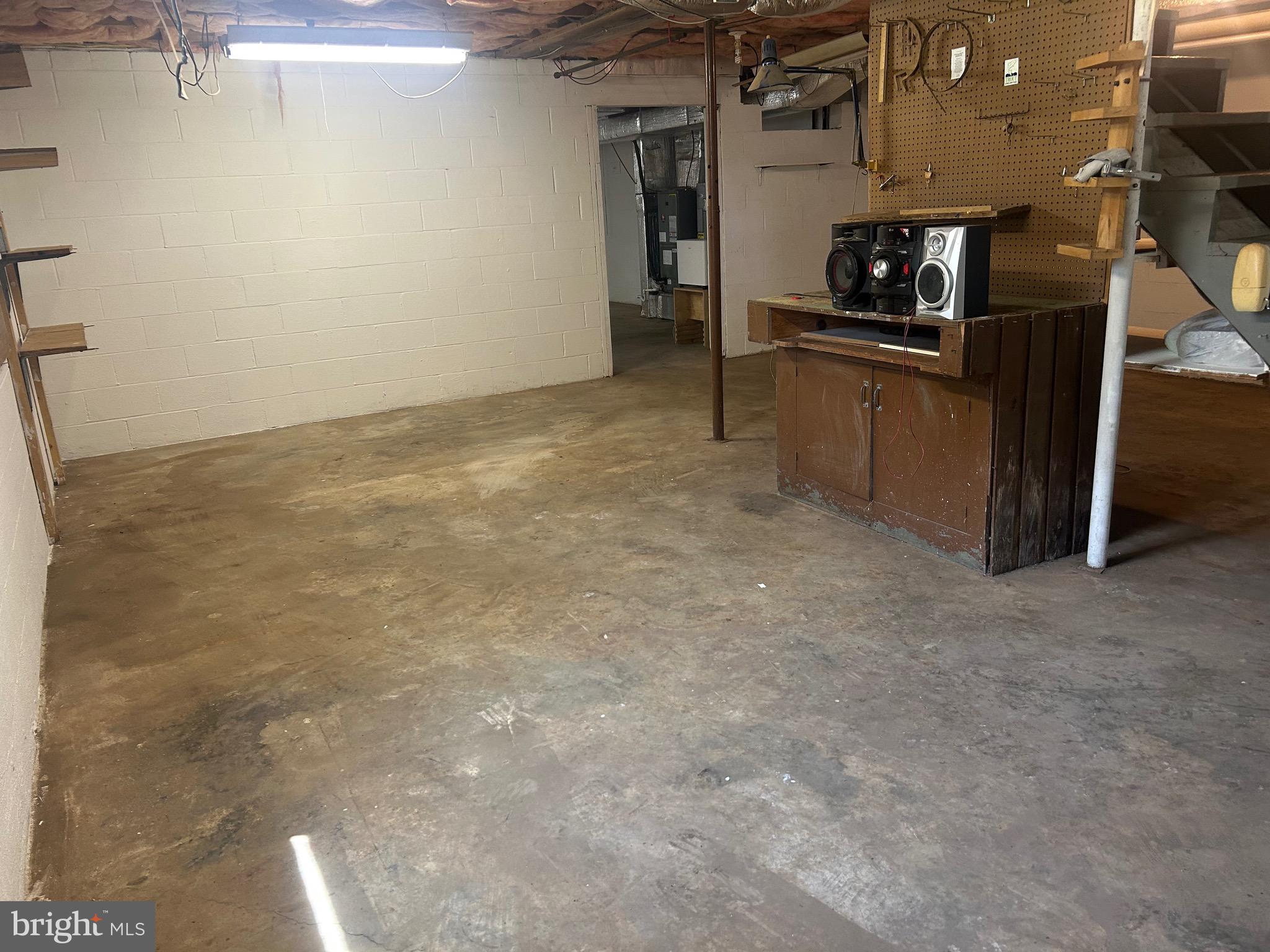 513 Russell Road Berryville, VA 22611 - Photo 53 of 53 Workshop space