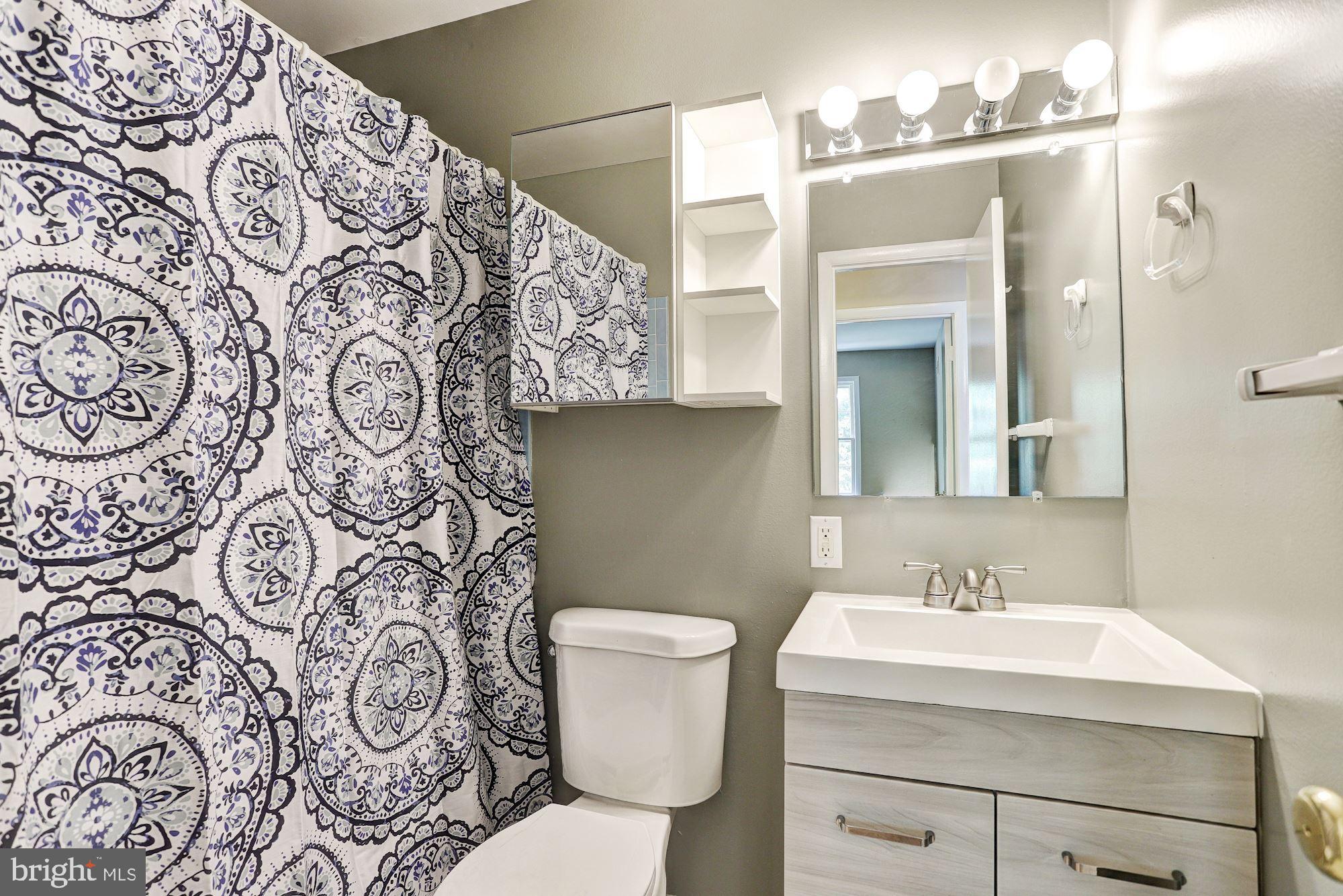 2715 Atlanta Drive, Unit 5 Silver Spring, MD 20906 - Photo 19 of 25 Full Bath
