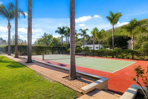 $3,595,000 | 329 Vereda Del Ciervo, Goleta, CA 93117