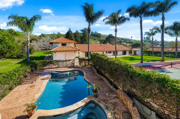 $3,595,000 | 329 Vereda Del Ciervo, Goleta, CA 93117