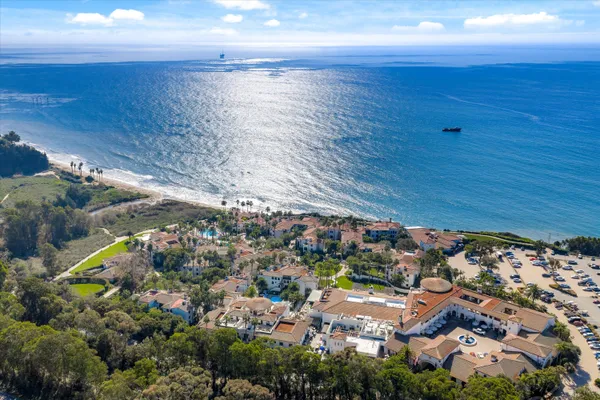 $3,595,000 | 329 Vereda Del Ciervo, Goleta, CA 93117