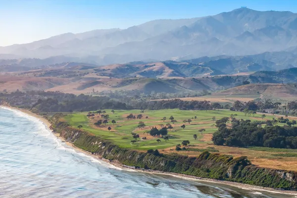 $3,595,000 | 329 Vereda Del Ciervo, Goleta, CA 93117