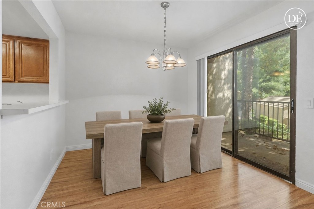 600 Central Riverside, CA 92507 - Photo 4 of 36 Digital Staged Dining Area