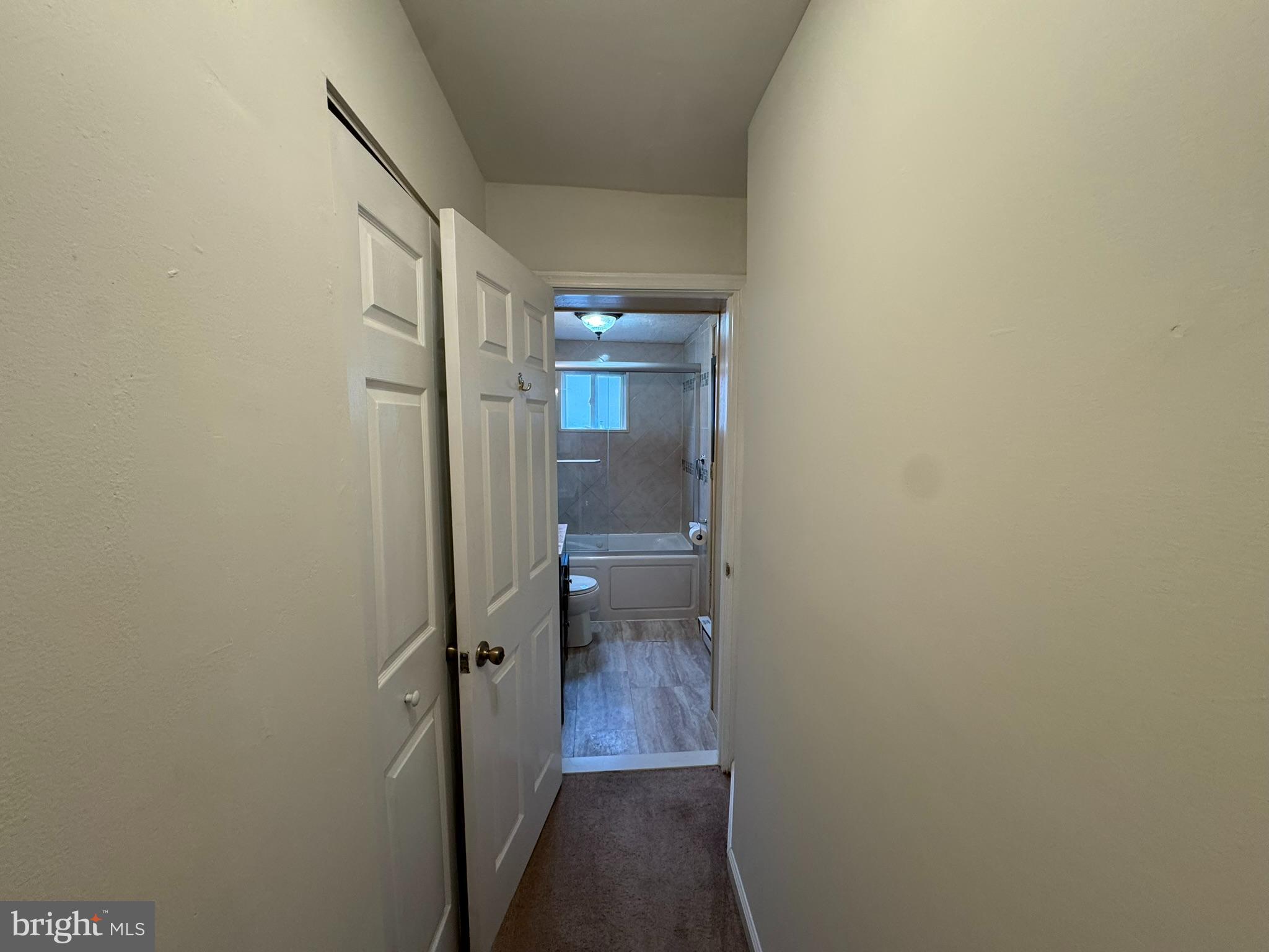 1008 Stiles Street Baltimore, MD 21202 - Photo 29 of 49 Hallway