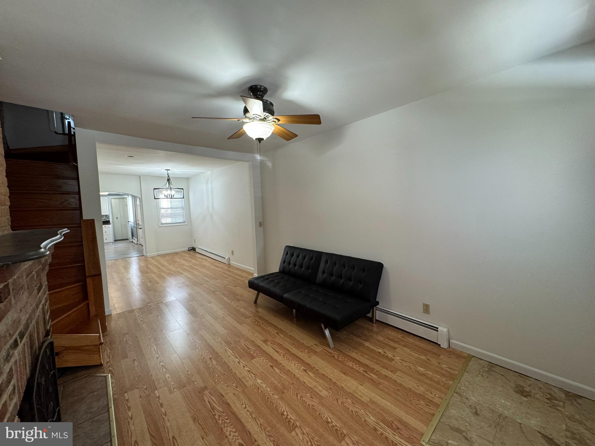 1008 Stiles Street Baltimore, MD 21202 - Photo 9 of 49 Living Room