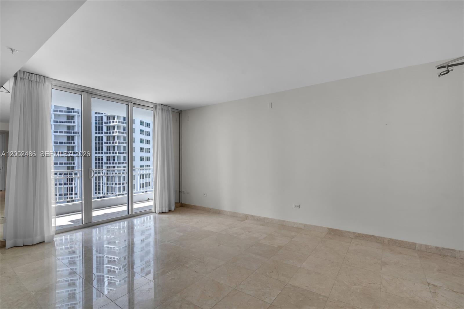 801 Brickell Key Boulevard, Unit 2108 Miami, FL 33131 - Photo 10 of 37