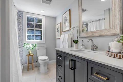 $670,000 | 1960 McKinley Street, Clearwater, FL 33765