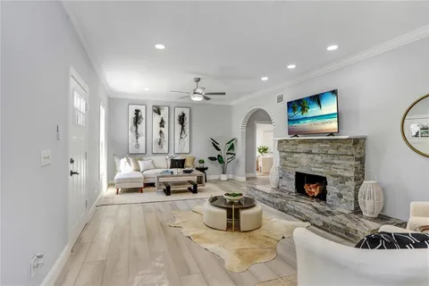 $670,000 | 1960 McKinley Street, Clearwater, FL 33765