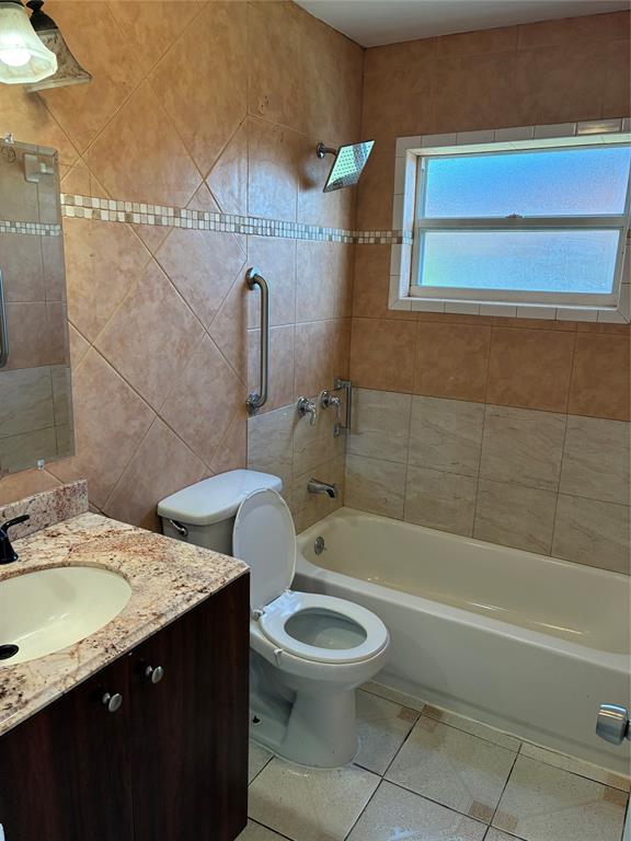 231 Northwest 20th Street Pompano Beach, FL 33060 - Photo 3 of 18