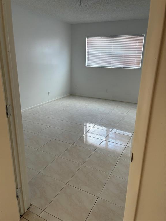 231 Northwest 20th Street Pompano Beach, FL 33060 - Photo 7 of 18