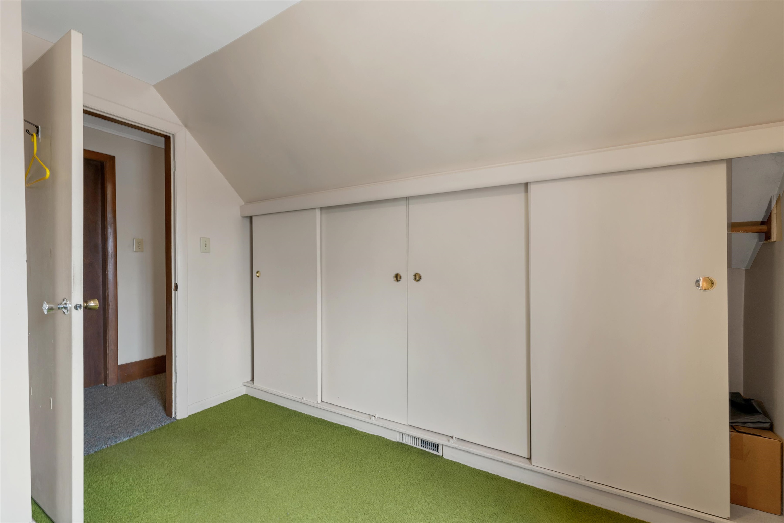 136 George Street Keene, NH 03431 - Photo 17 of 43 Gallery Image 17