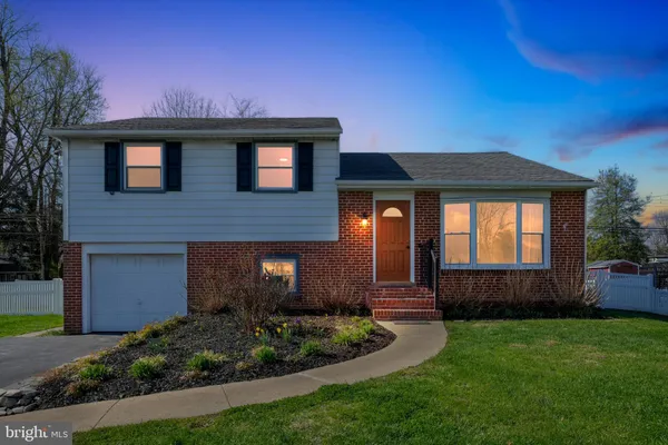 $549,900 | 1206 West Chester Pike, West Chester, PA 19382