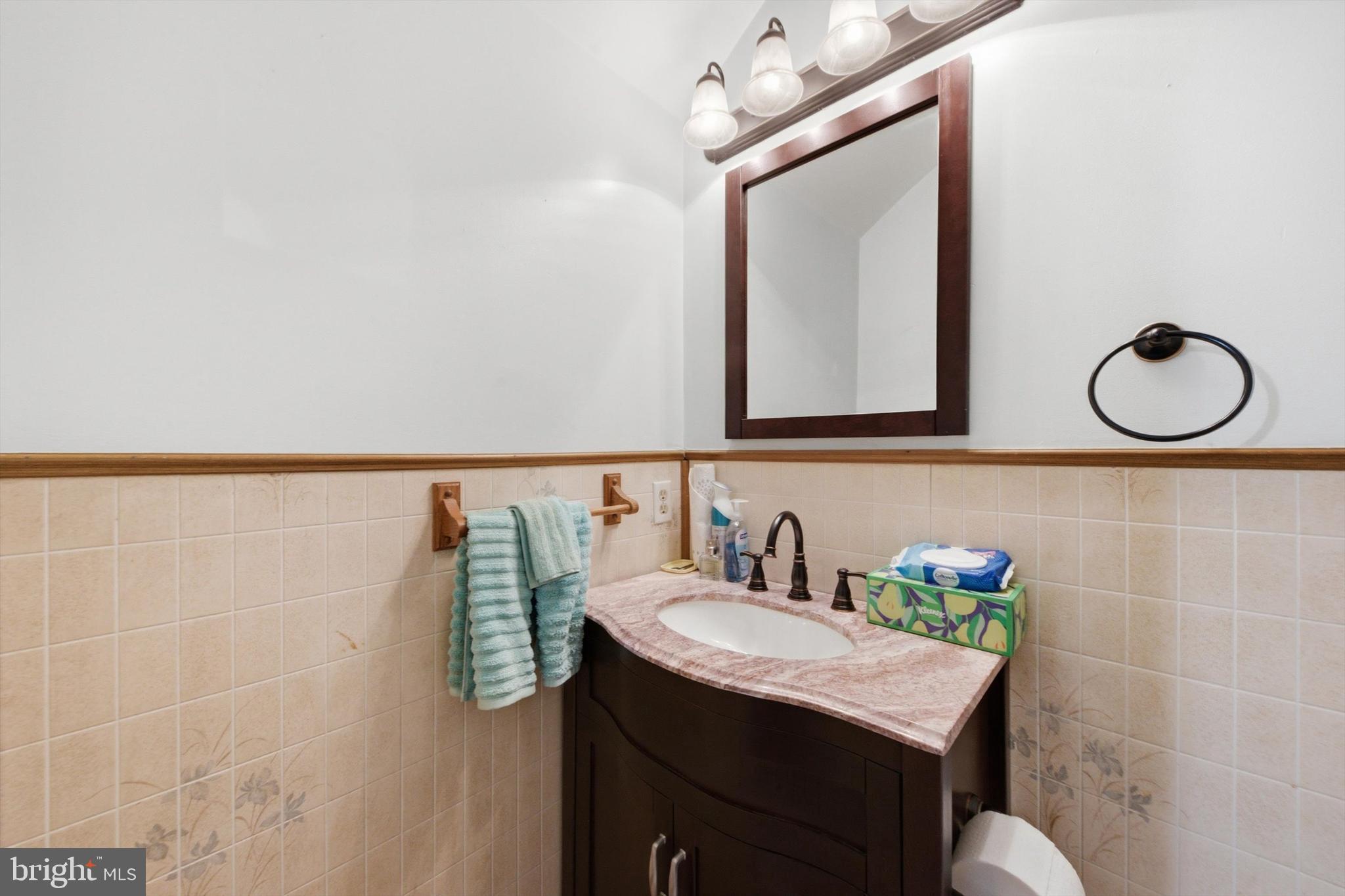 776 Evergreen Road Severn, MD 21144 - Photo 22 of 55 Powder Room