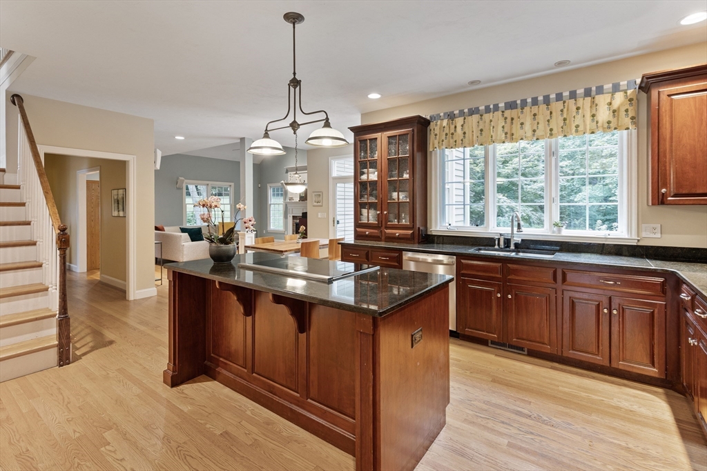 21 Hearthstone Road Hopkinton, MA 01748 - Photo 10 of 42 Gallery Image 10
