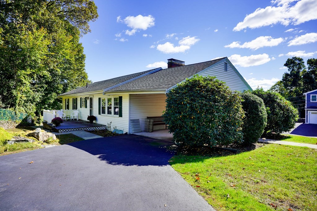139 Winchester Road Arlington, MA 02474 - Photo 25 of 26 Gallery Image 25