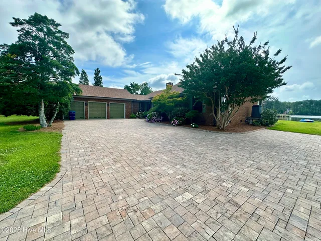 $730,000 | 181 Dallas Paul Road, Belhaven, NC 27810